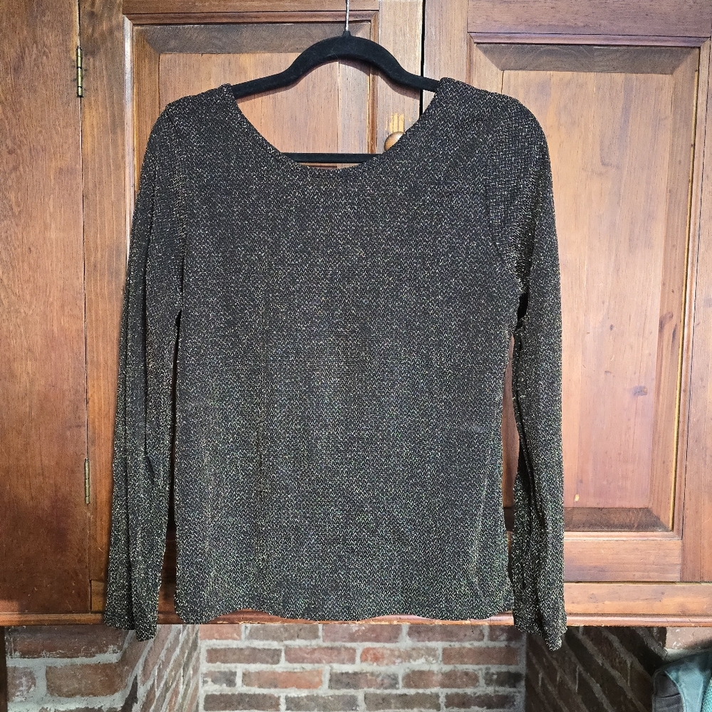 Metallic Gold Black Chevron Long Sleeve V Back Shirt - Medium